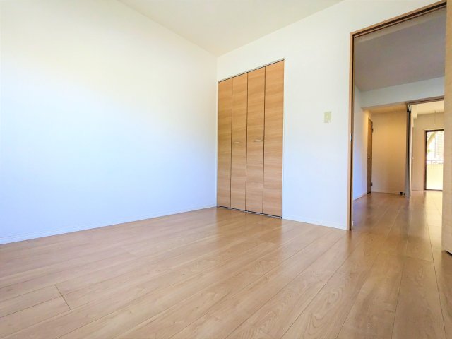 エマーレ国立 リビング