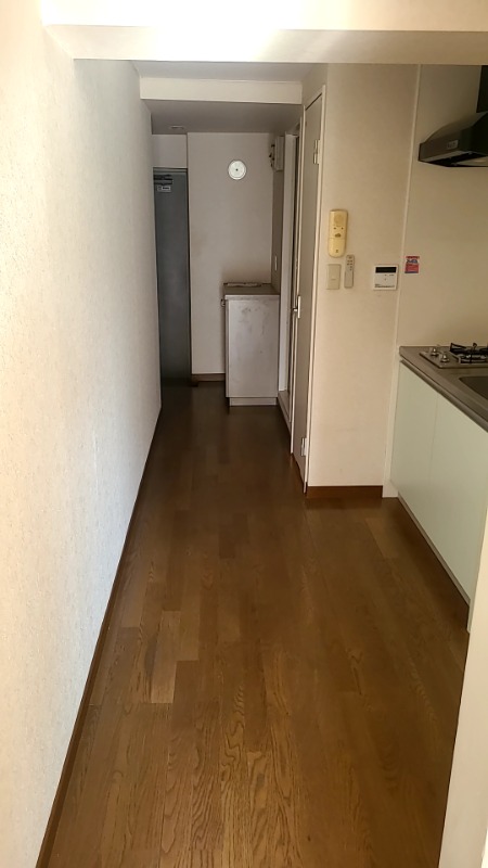 ドルフケンマート 内観