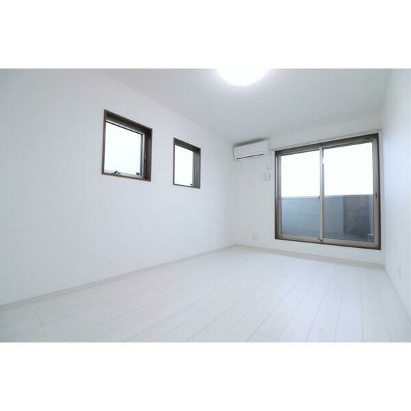 エステートピアM6201号室 リビング