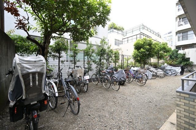 テイジン荻窪スカイレジテル3階 駐輪場