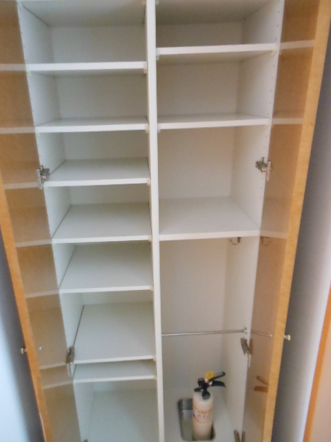 グランド・ガーラ西麻布 ◆シューズクローゼット◆