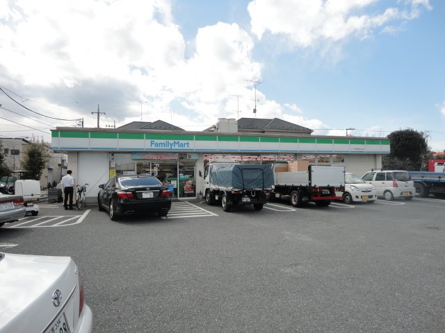 a l’aise （ア　レーズ） ファミリーマート戸田笹目五丁目店まで260ｍ