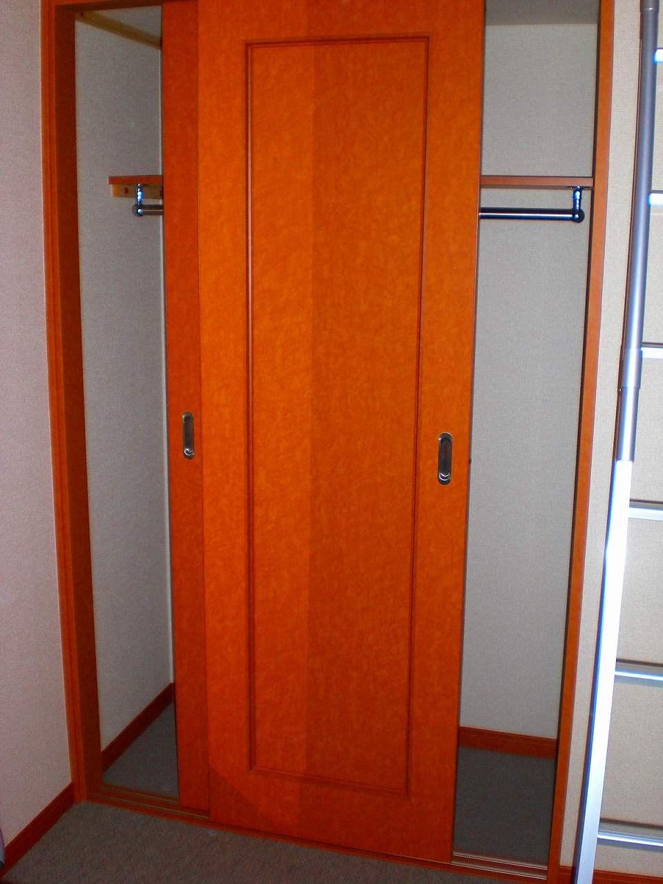 レオパレスシュトラール 内観