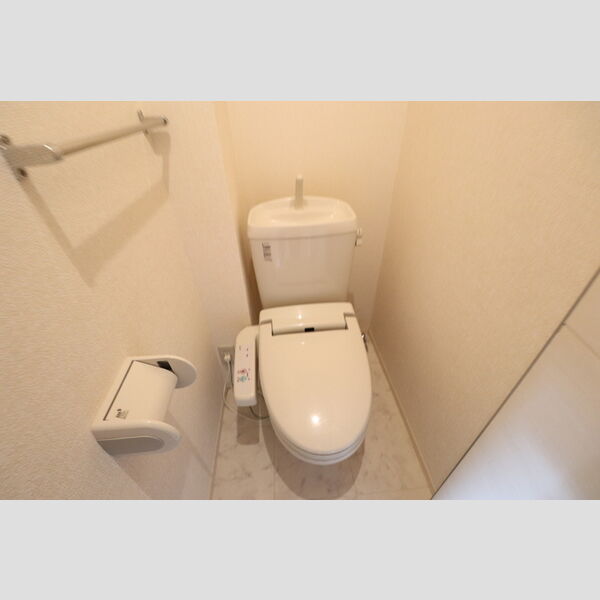 マインフォレスト103号室 温水洗浄暖房便座