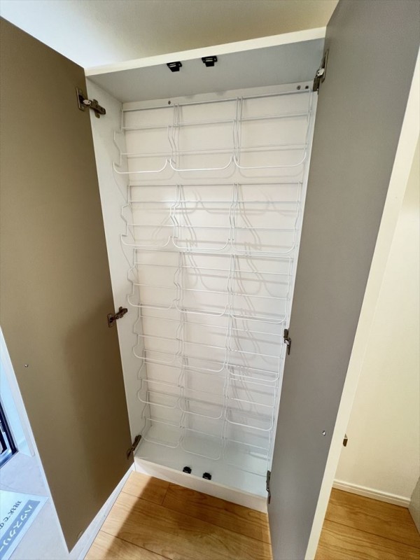 クレストール　ＮＢ1階 玄関