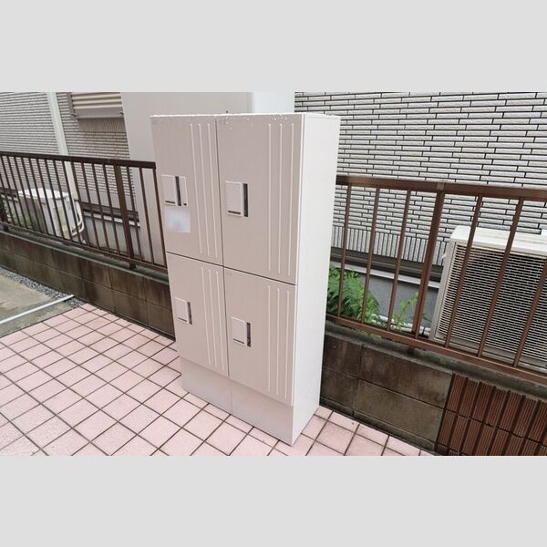 ハーモニーコートTOBE 宅配ボックス