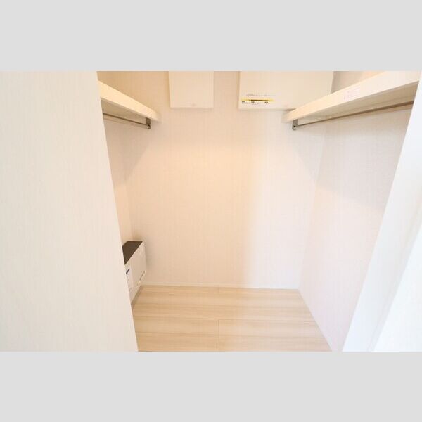 カンパーナ ウォークインクローゼット