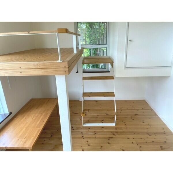 リバースよみうりランド・イースト104号室 リビング