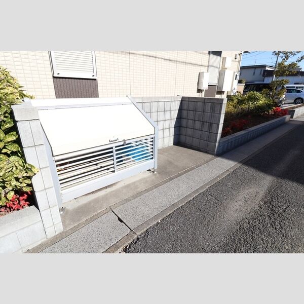 ボヌール ゴミ置き場