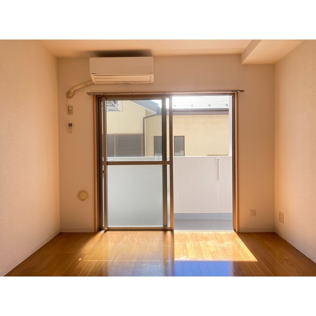 クロスピア山王 洋室