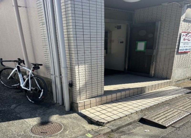 吉野ダイヤモンドビル2階 ※別部屋写真参照