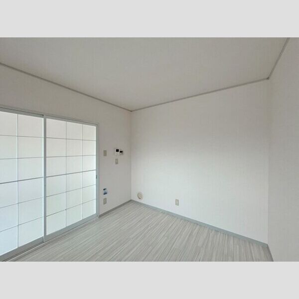 メゾンクレール　四番館203号室 洋室