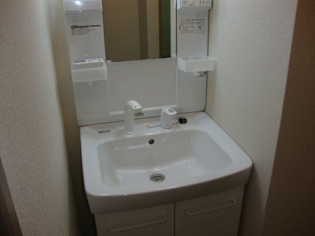 ピュア海老名 洗髪洗面化粧台
