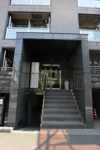 プライムアーバン西早稲田302号室 エントランス