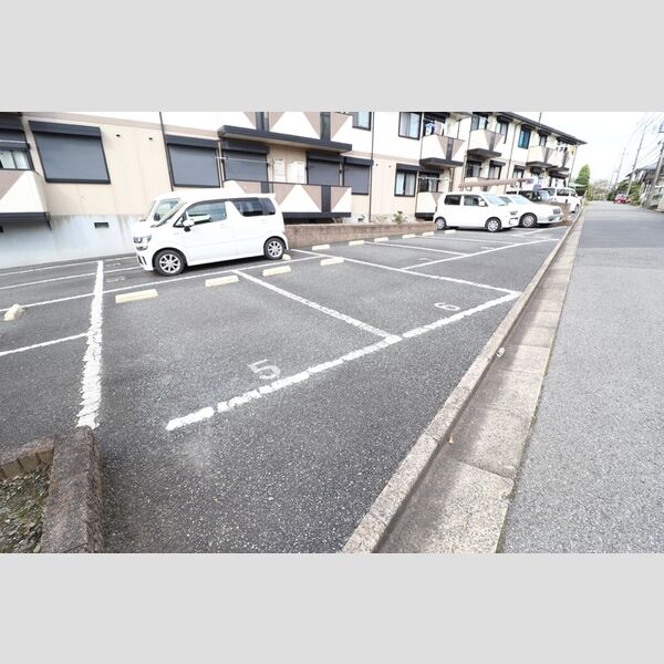 ベルフレール　A 駐車場