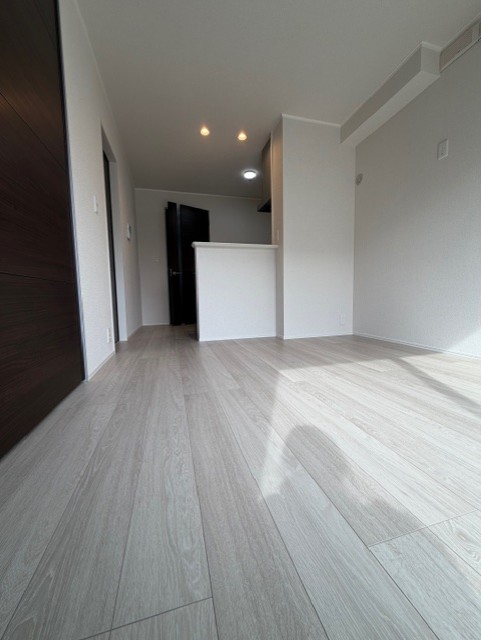 ＣＬＡＩＲＥ　　ＭＵＳＡＳＨＩ101 号室 リビング