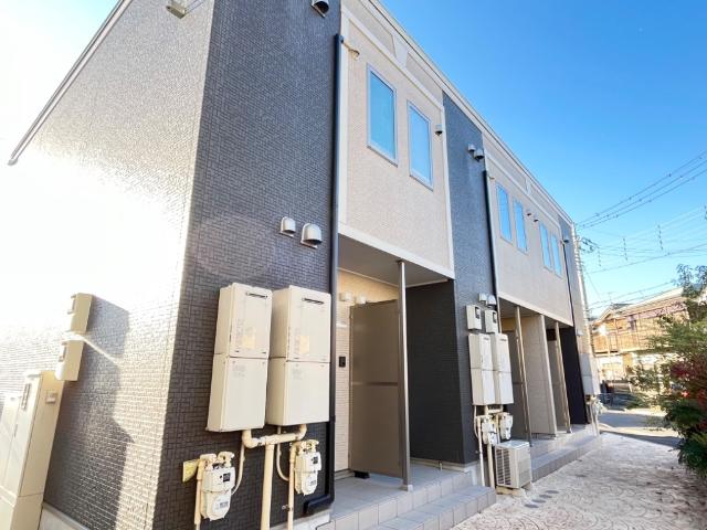 コリーヌ・ヴェルト 外観写真（昼）