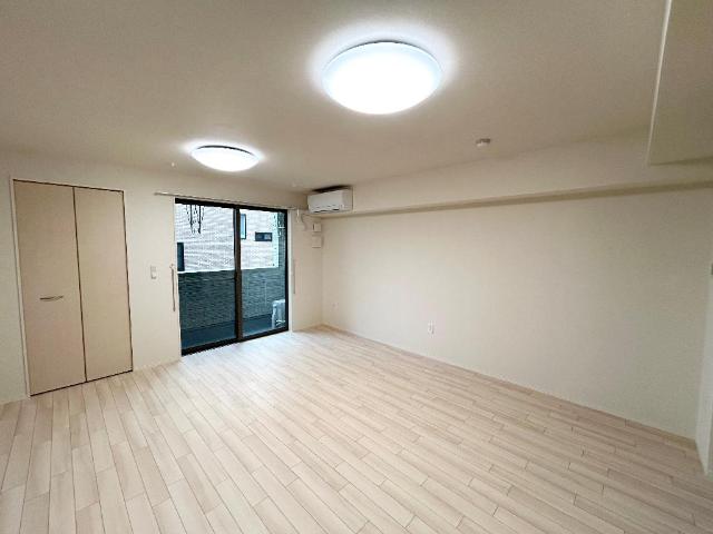 203号室