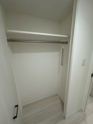 GENOVIA西横浜3階 収納