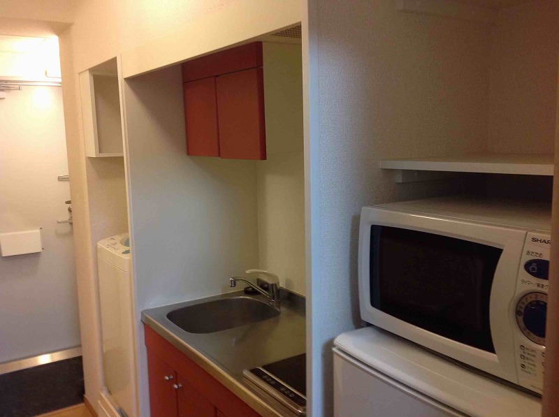 レオパレスキルシュバウム キッチン周辺になります。