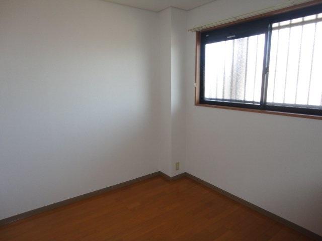 ルミナス青葉203号室 北洋室