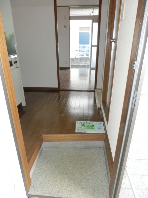 グリーンハイムB1階 内観