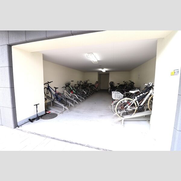 さくらアヴェニュー 駐輪場