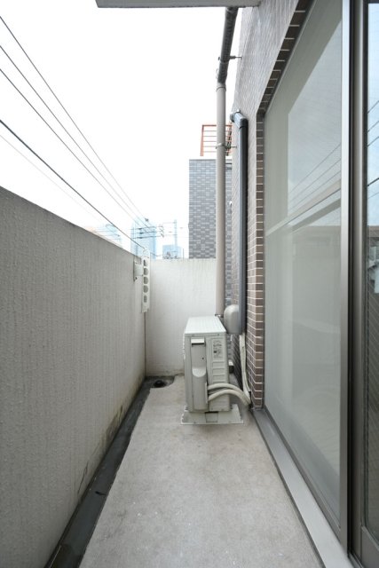 プレール・ドゥーク西新宿Ⅱ バルコニー