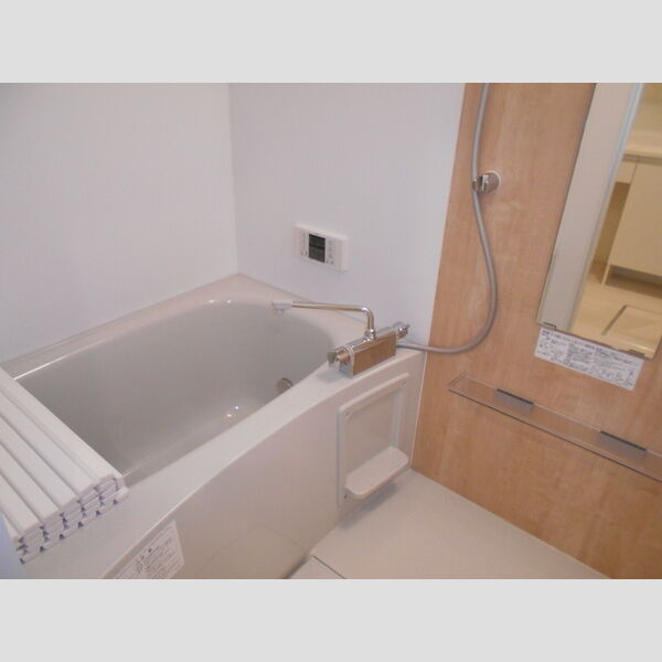 クスコ206号室 バス