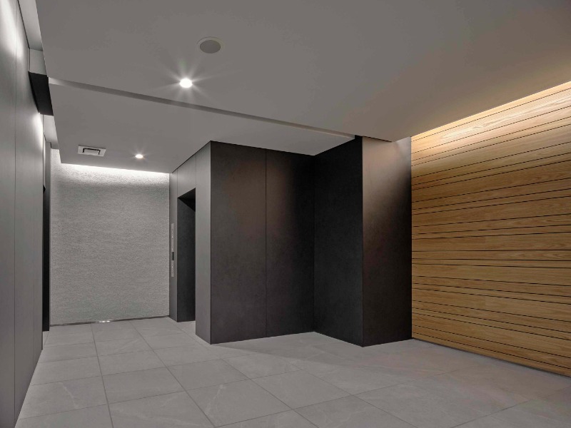 シーズンフラッツ新御徒町イースト3階 エントランス