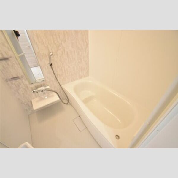 ホワイト キャッスル103号室 バス