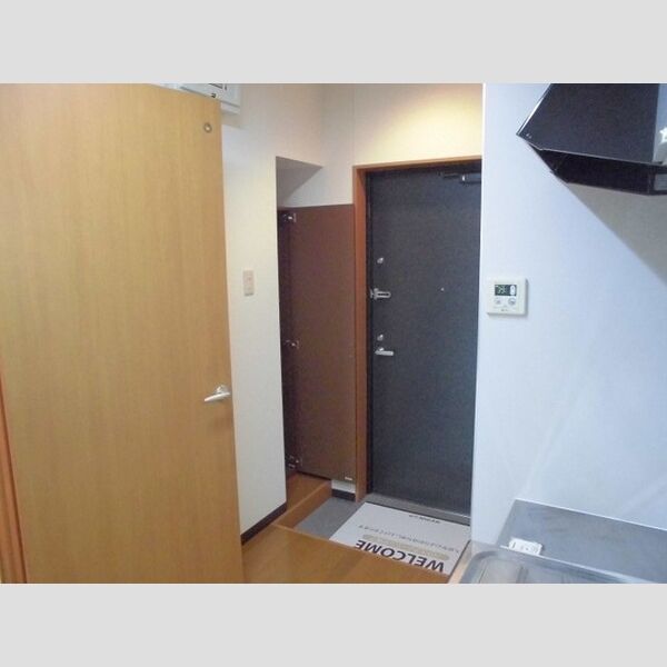 さがみ野セントラルビル　Ⅱ305号室 ■玄関と下駄箱です■