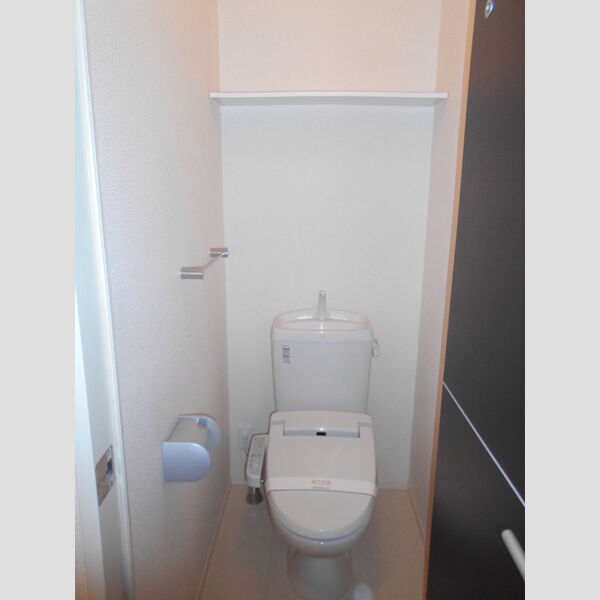 フローラ(新座)105号室 トイレ