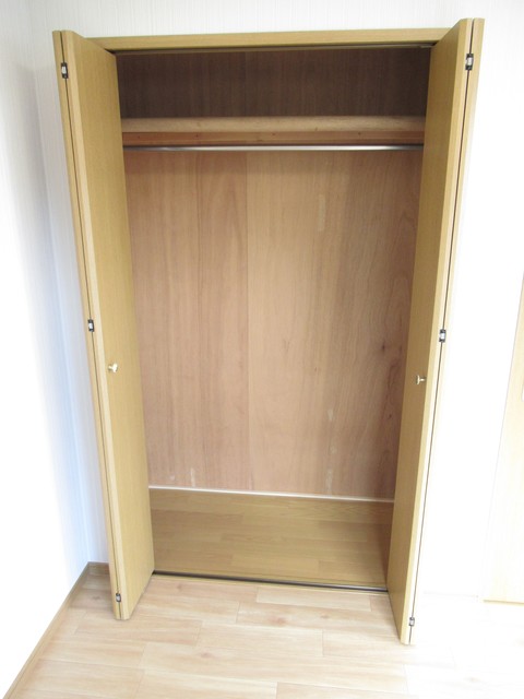 エスポワール井上0201号室 洋室収納