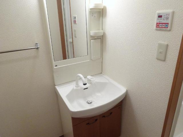 シェルル江北105号室 洗髪洗面化粧台