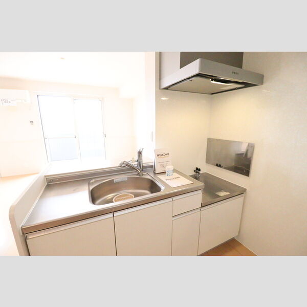 ドルチェ・アンナ　B 対面キッチン