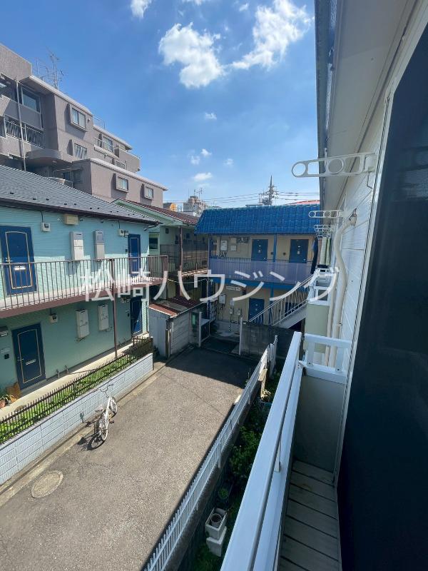 ホワイトヴィラ2階 バルコニー