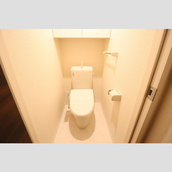 メルヴェイユおおたかの森Ⅱ202号室 温水洗浄暖房便座