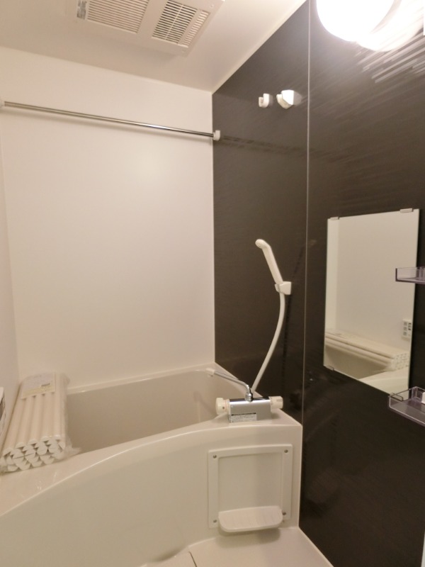 Lily東中山2階 ホテルライクなお風呂