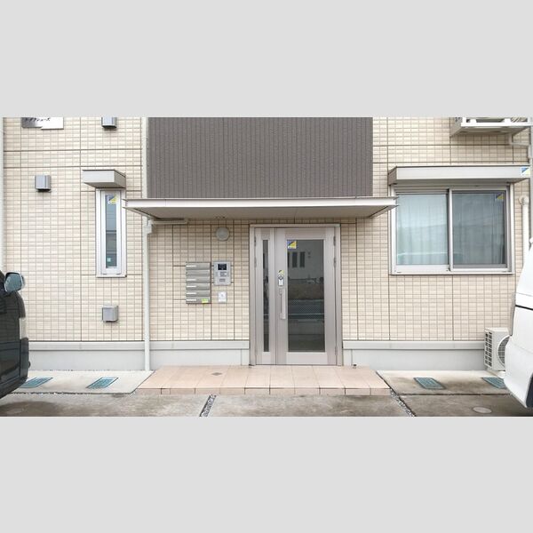 ラ・グラシューズ エントランス