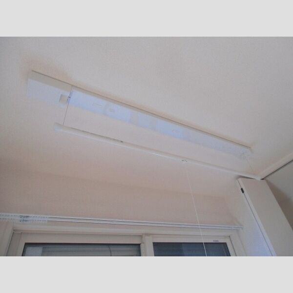 J-room 302(室内物干し)