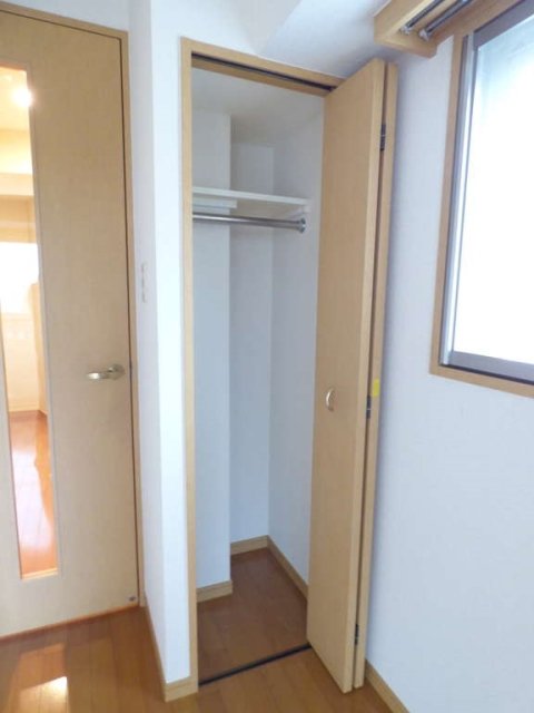 ロイヤルアメニティー西戸山 クローゼット