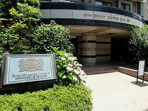 ライオンズマンション菊川リバーサイド4階 エントランス外観