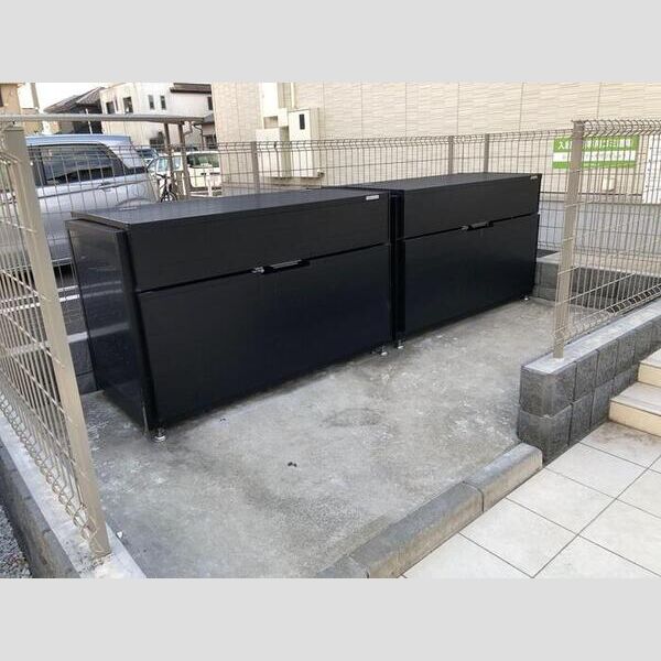 リオハイト103号室 ダストボックス