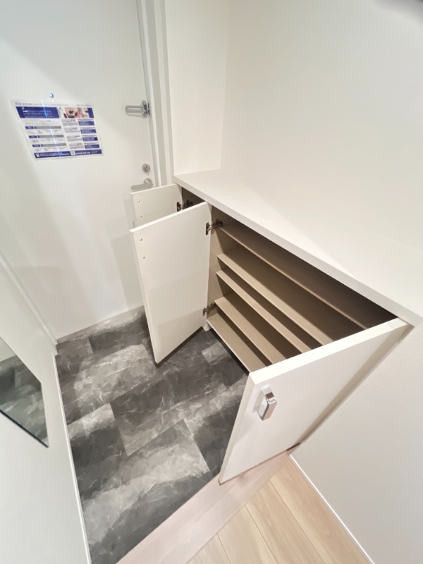 レジディア南千住 収納