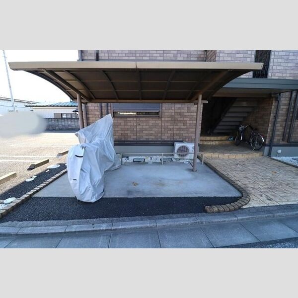 ヴァンリベール 駐輪場
