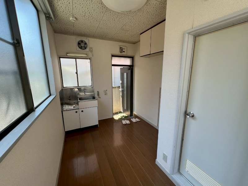 クロノス東中野West1階 玄関