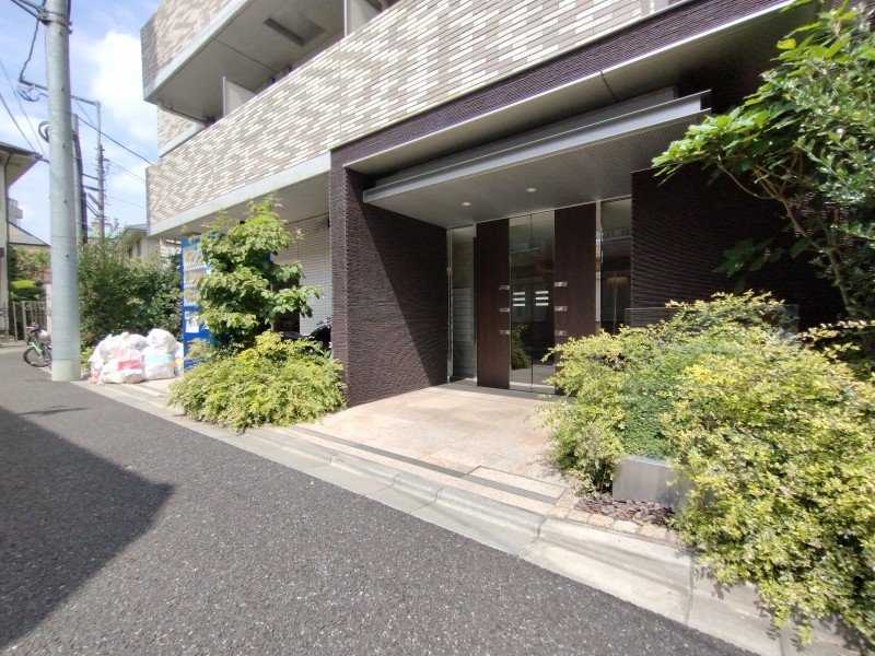 DIPS高田馬場駅前2階 エントランス