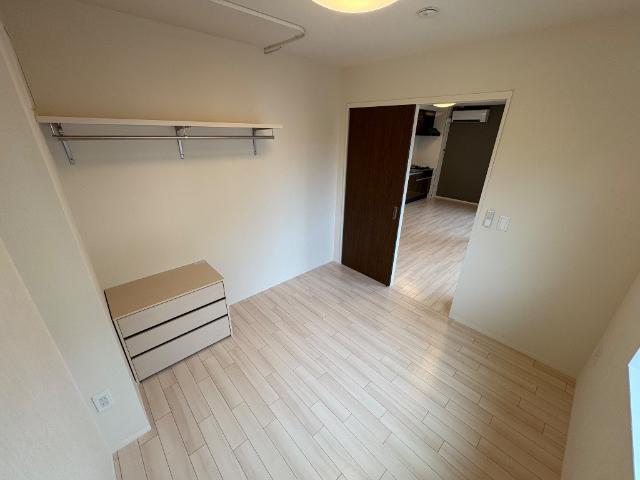 シャンティ・クラ 洋室