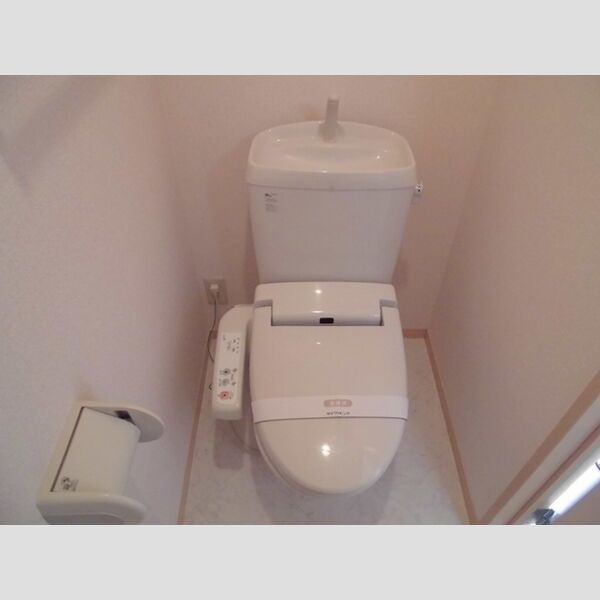 リヴェール司203号室 温水洗浄暖房便座